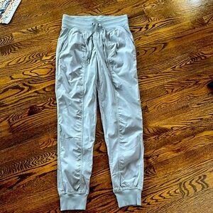 Lululemon Dance studio pants size 4 light blue-Grey